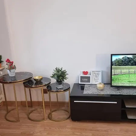 Feeria National Parc アパート *